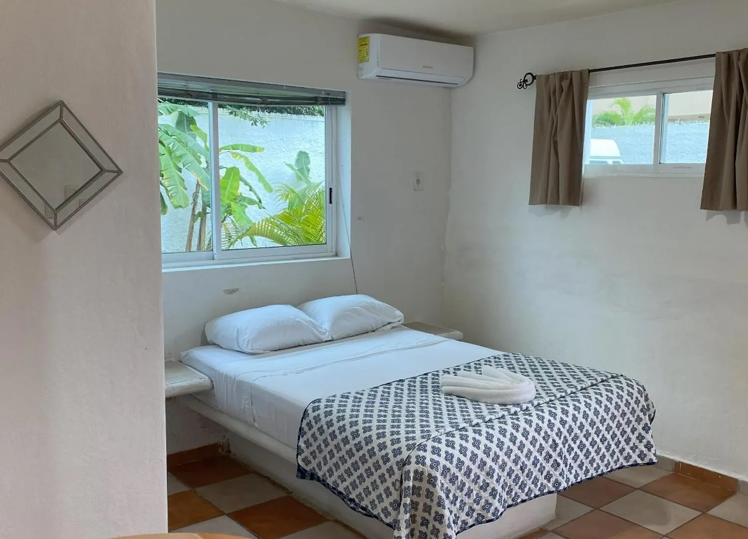 Hotel Dos Mundos, Isla Cozumel Mexico